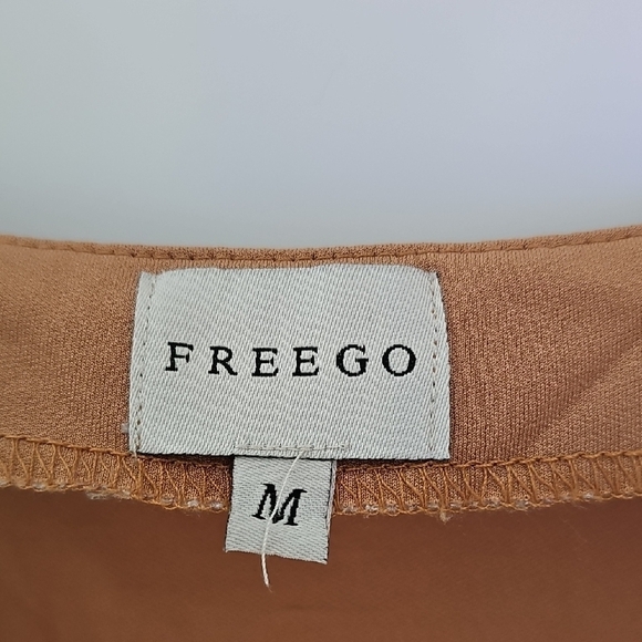 Freego Tan Blouse Size M - Picture 2 of 7